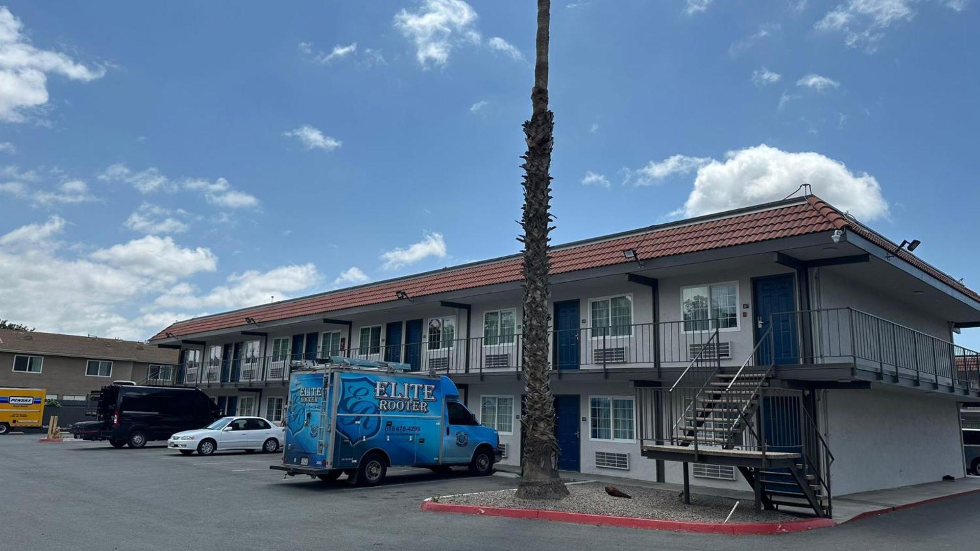 Studio 6 Suites San Ysidro Ca San Diego South Bay Exterior photo